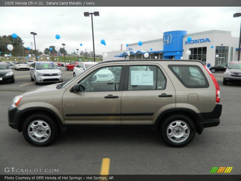 Sahara Sand Metallic / Ivory 2005 Honda CR-V LX