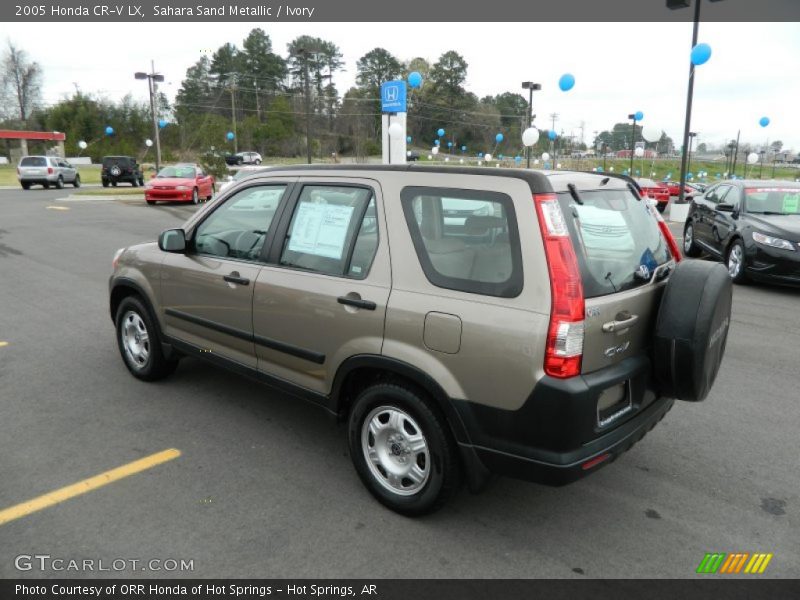 Sahara Sand Metallic / Ivory 2005 Honda CR-V LX