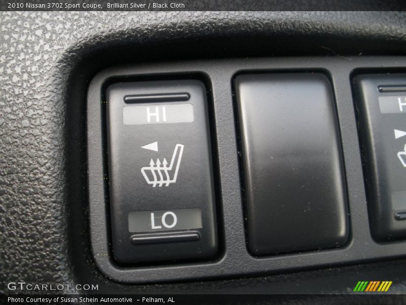 Brilliant Silver / Black Cloth 2010 Nissan 370Z Sport Coupe