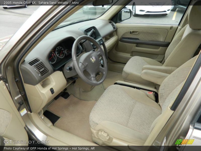 Sahara Sand Metallic / Ivory 2005 Honda CR-V LX