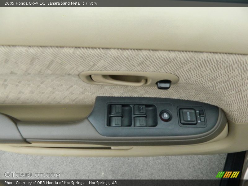 Sahara Sand Metallic / Ivory 2005 Honda CR-V LX