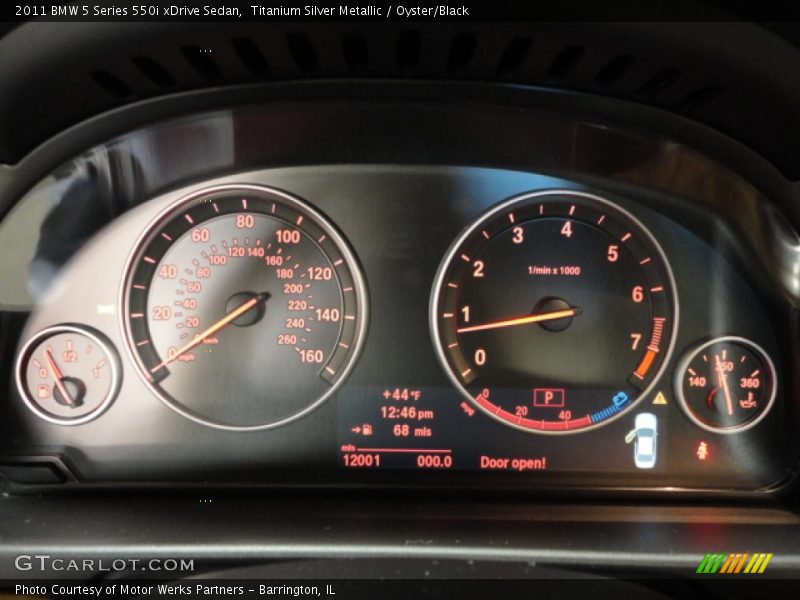  2011 5 Series 550i xDrive Sedan 550i xDrive Sedan Gauges