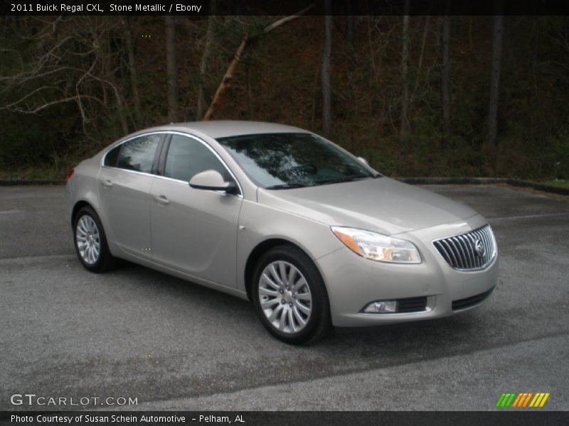 Front 3/4 View of 2011 Regal CXL