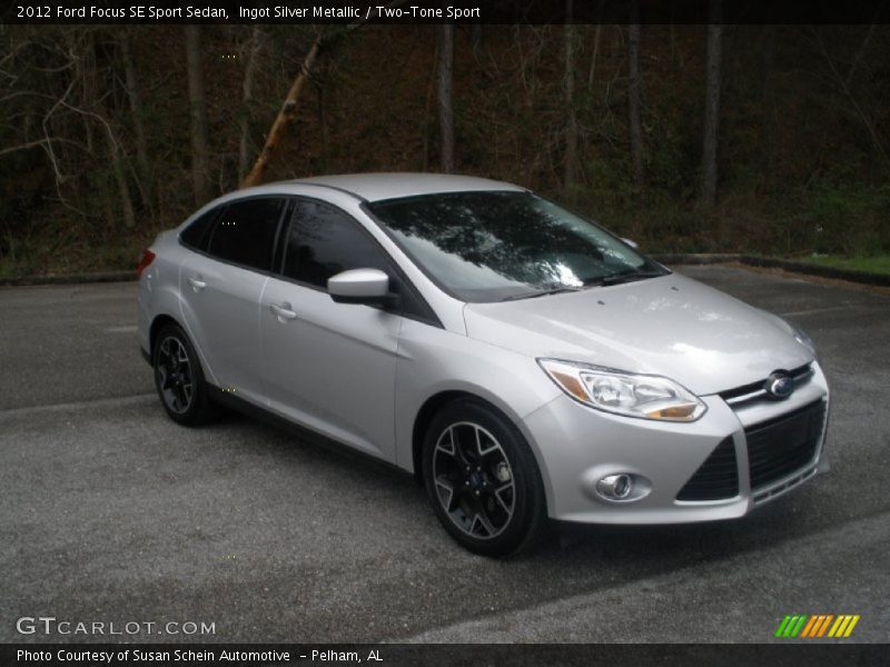 Ingot Silver Metallic / Two-Tone Sport 2012 Ford Focus SE Sport Sedan