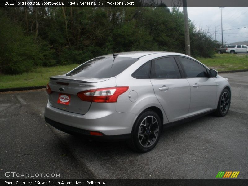 Ingot Silver Metallic / Two-Tone Sport 2012 Ford Focus SE Sport Sedan