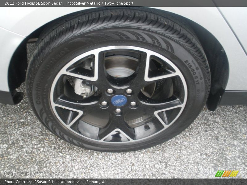 Ingot Silver Metallic / Two-Tone Sport 2012 Ford Focus SE Sport Sedan