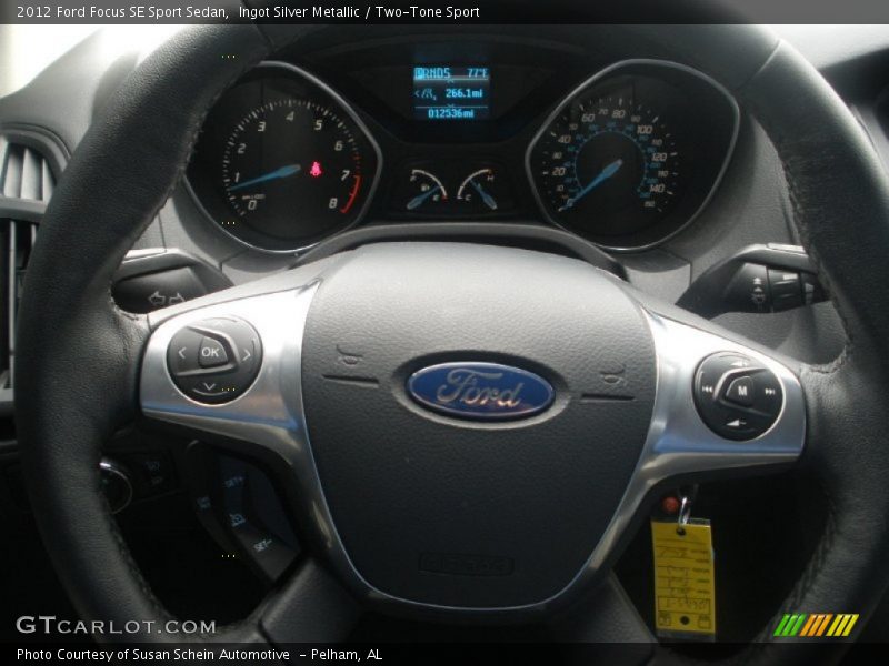 Ingot Silver Metallic / Two-Tone Sport 2012 Ford Focus SE Sport Sedan