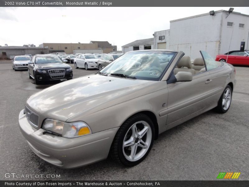 Front 3/4 View of 2002 C70 HT Convertible