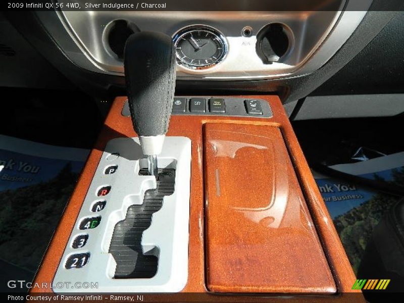 Silver Indulgence / Charcoal 2009 Infiniti QX 56 4WD
