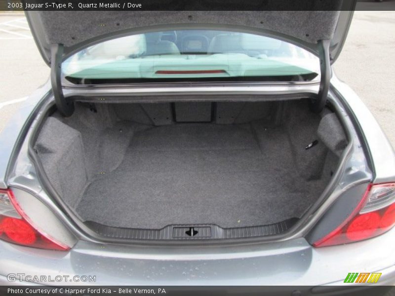  2003 S-Type R Trunk