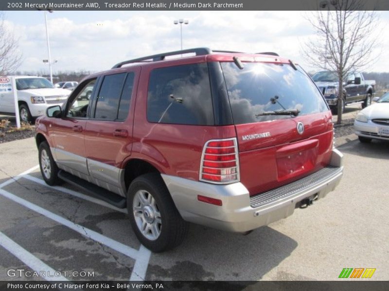Toreador Red Metallic / Medium Dark Parchment 2002 Mercury Mountaineer AWD