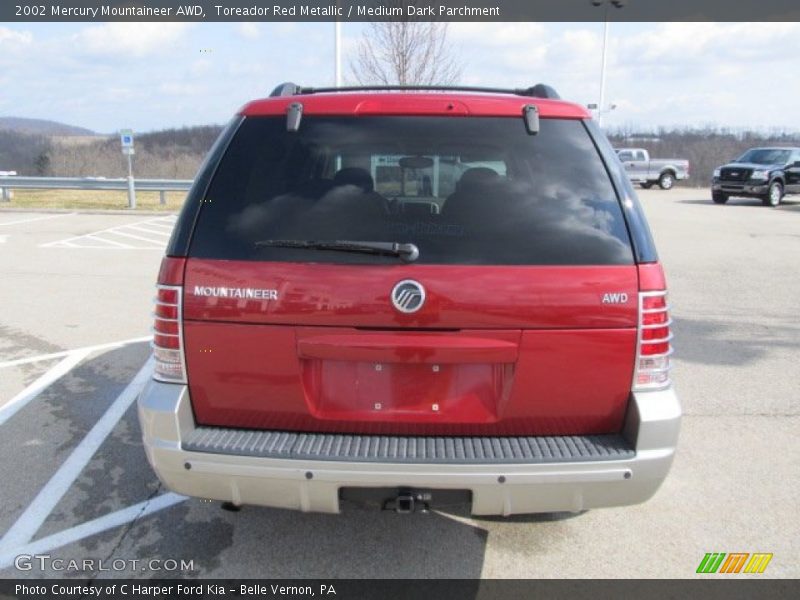 Toreador Red Metallic / Medium Dark Parchment 2002 Mercury Mountaineer AWD