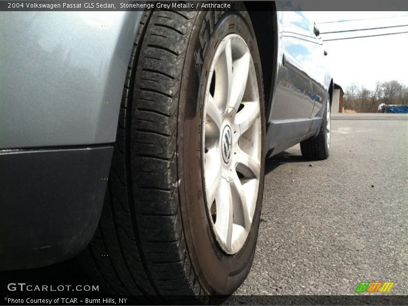 Stonehenge Grey Metallic / Anthracite 2004 Volkswagen Passat GLS Sedan