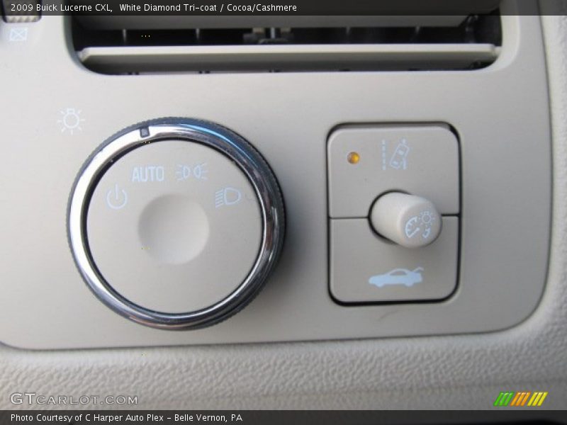 White Diamond Tri-coat / Cocoa/Cashmere 2009 Buick Lucerne CXL