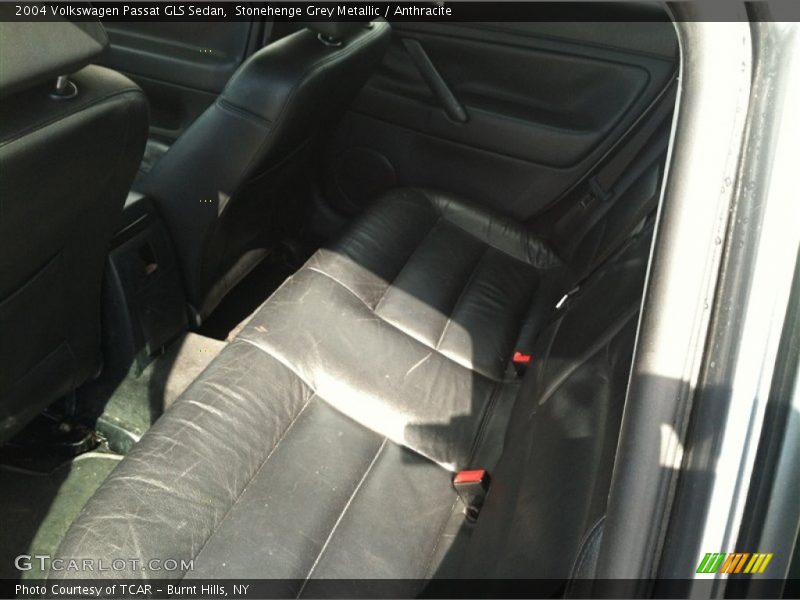 Stonehenge Grey Metallic / Anthracite 2004 Volkswagen Passat GLS Sedan
