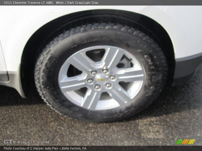 White / Dark Gray/Light Gray 2011 Chevrolet Traverse LT AWD