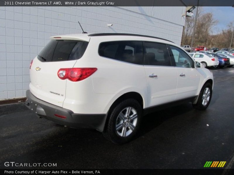 White / Dark Gray/Light Gray 2011 Chevrolet Traverse LT AWD