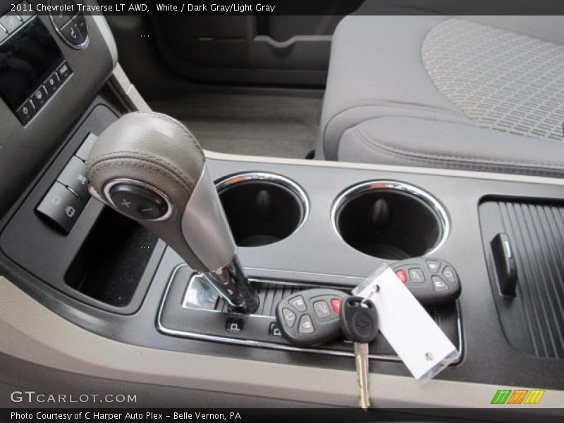White / Dark Gray/Light Gray 2011 Chevrolet Traverse LT AWD