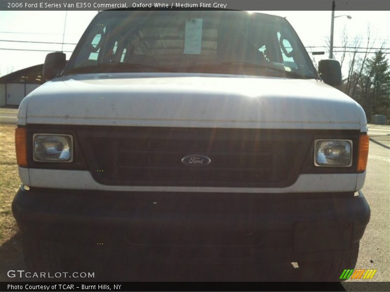 Oxford White / Medium Flint Grey 2006 Ford E Series Van E350 Commercial