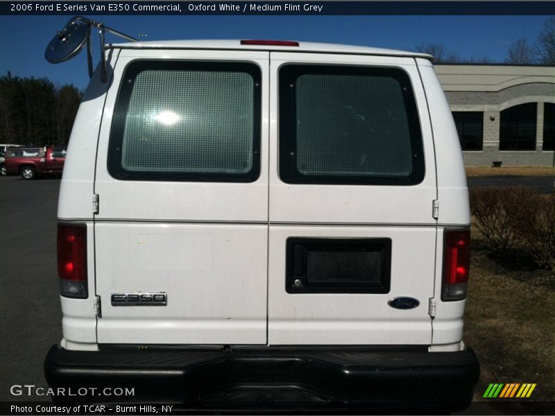 Oxford White / Medium Flint Grey 2006 Ford E Series Van E350 Commercial