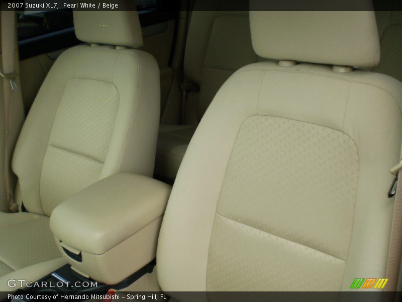 Pearl White / Beige 2007 Suzuki XL7