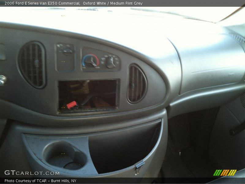 Oxford White / Medium Flint Grey 2006 Ford E Series Van E350 Commercial