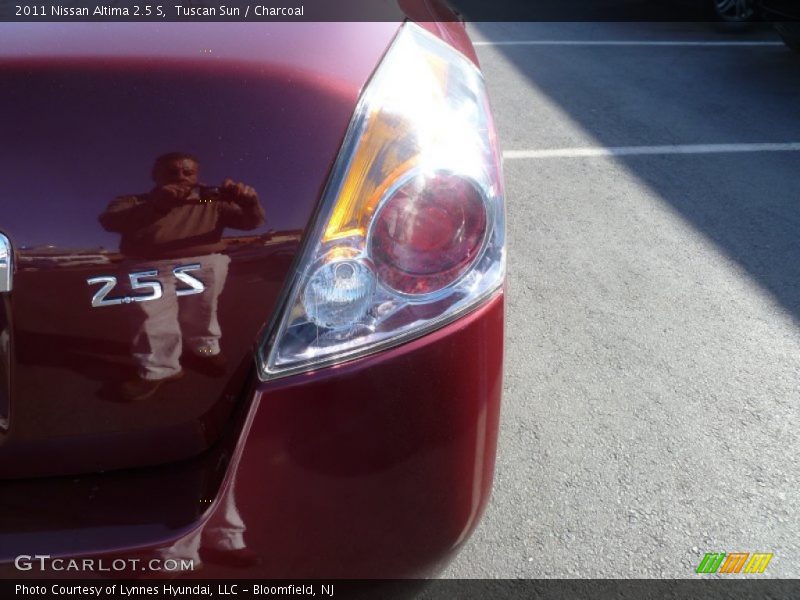 Tuscan Sun / Charcoal 2011 Nissan Altima 2.5 S