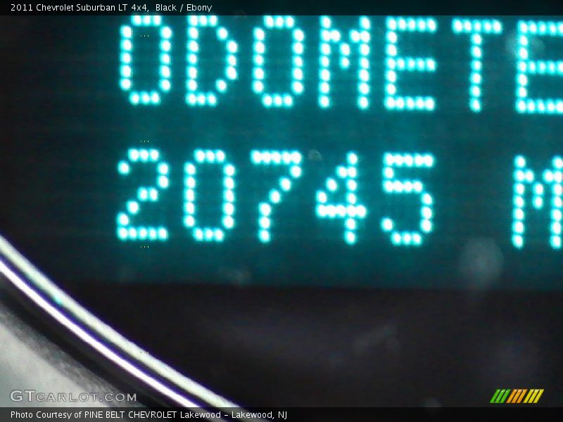 Black / Ebony 2011 Chevrolet Suburban LT 4x4