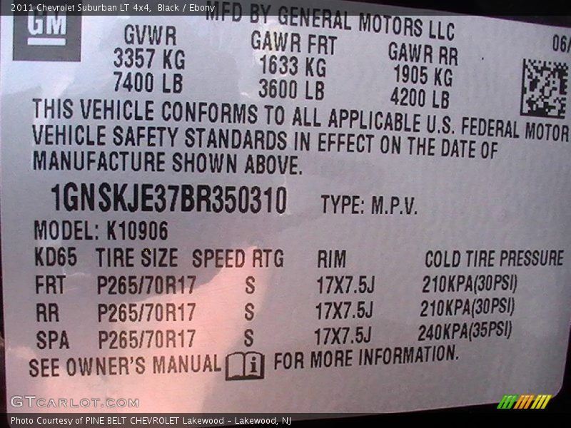 Black / Ebony 2011 Chevrolet Suburban LT 4x4