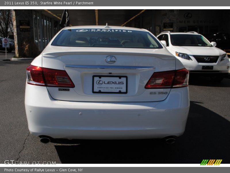 Starfire White Pearl / Parchment 2011 Lexus ES 350