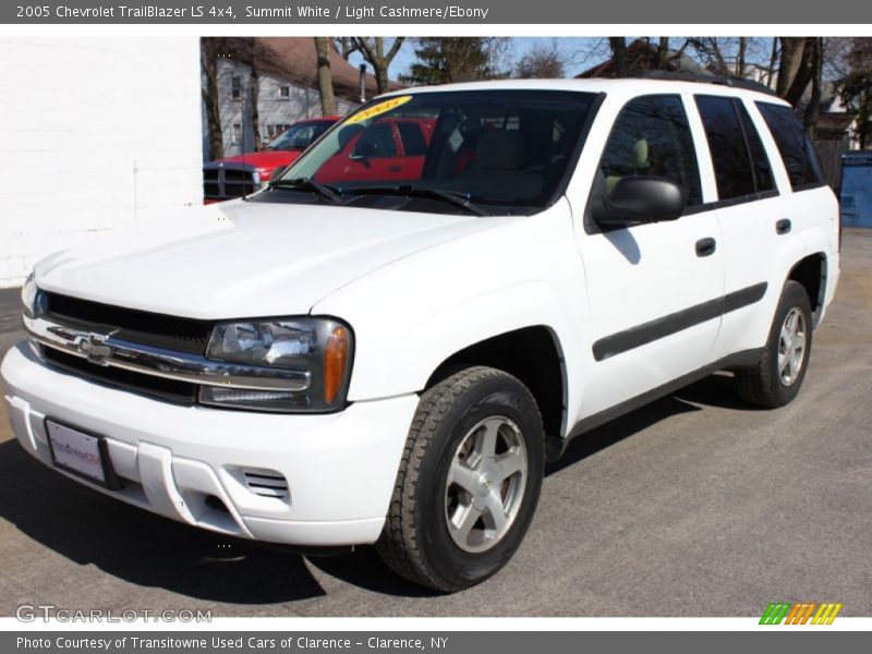 Summit White / Light Cashmere/Ebony 2005 Chevrolet TrailBlazer LS 4x4
