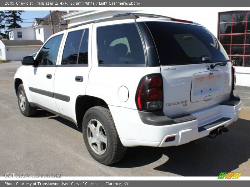 Summit White / Light Cashmere/Ebony 2005 Chevrolet TrailBlazer LS 4x4