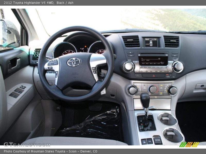 Black / Ash 2012 Toyota Highlander V6 4WD