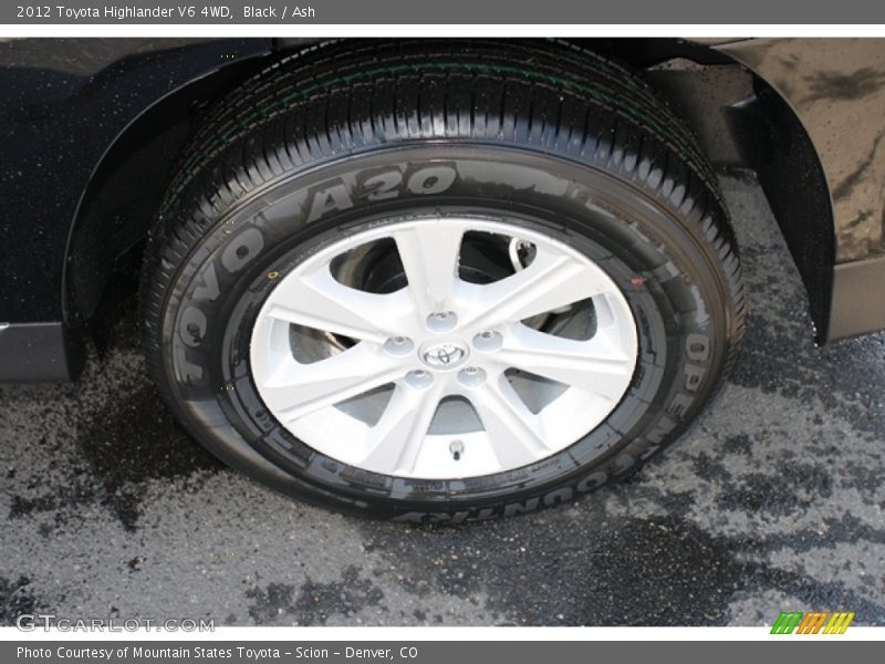 Black / Ash 2012 Toyota Highlander V6 4WD