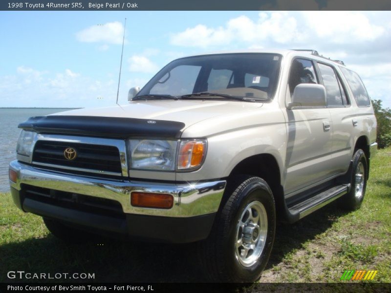 Beige Pearl / Oak 1998 Toyota 4Runner SR5