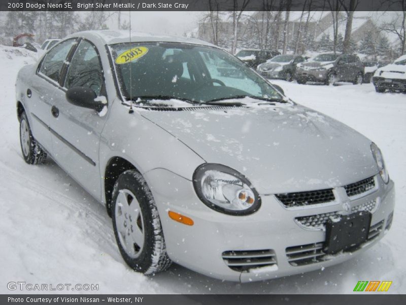 Bright Silver Metallic / Dark Slate Gray 2003 Dodge Neon SE