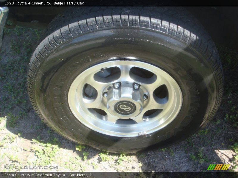 Beige Pearl / Oak 1998 Toyota 4Runner SR5