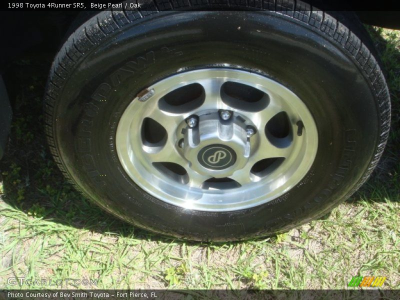 Beige Pearl / Oak 1998 Toyota 4Runner SR5