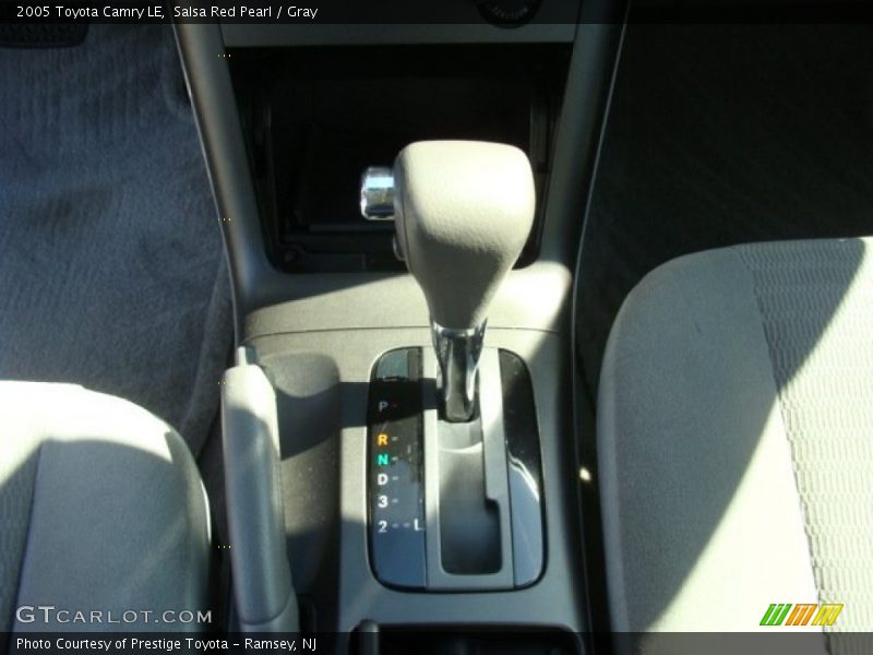 Salsa Red Pearl / Gray 2005 Toyota Camry LE