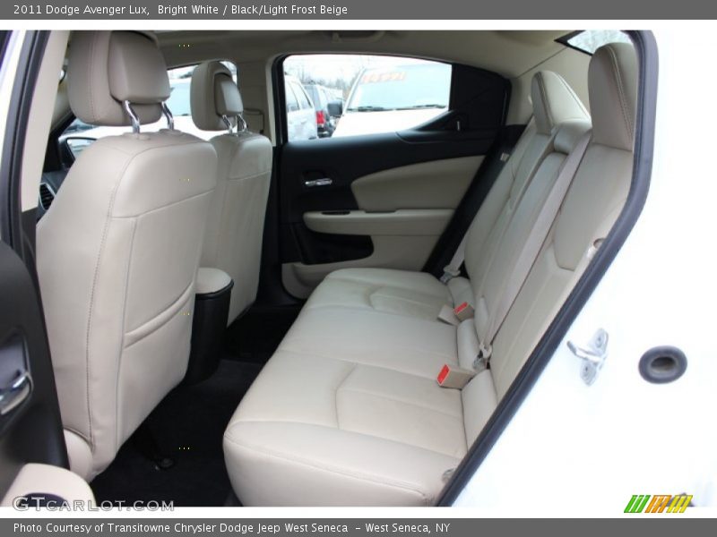Bright White / Black/Light Frost Beige 2011 Dodge Avenger Lux
