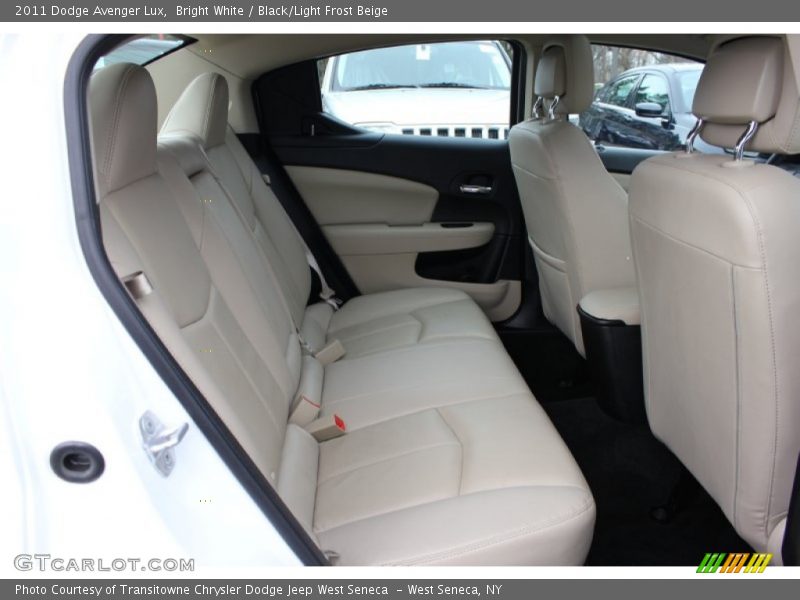 Bright White / Black/Light Frost Beige 2011 Dodge Avenger Lux