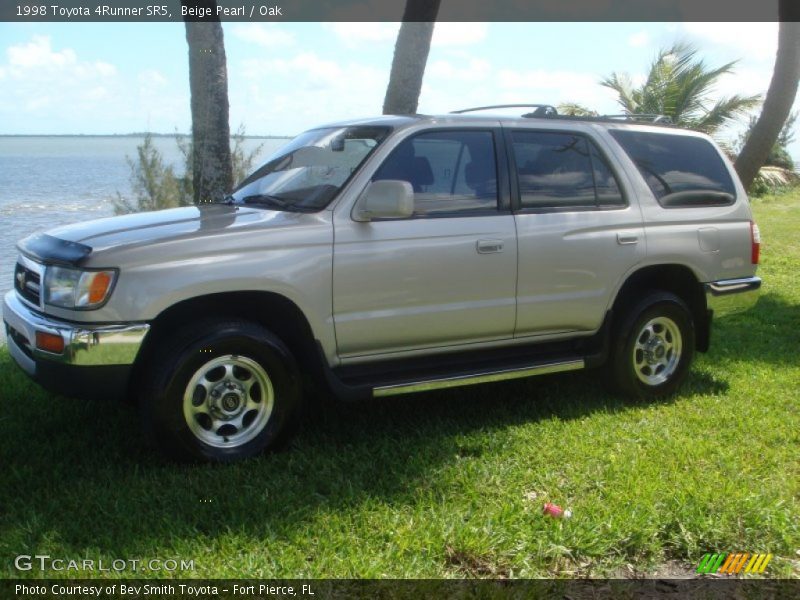Beige Pearl / Oak 1998 Toyota 4Runner SR5