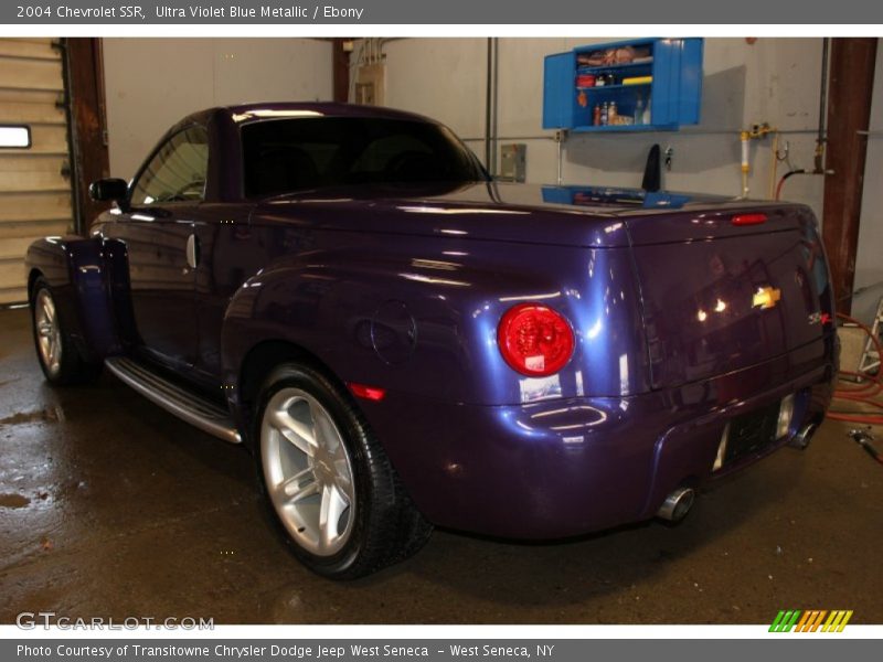 Ultra Violet Blue Metallic / Ebony 2004 Chevrolet SSR