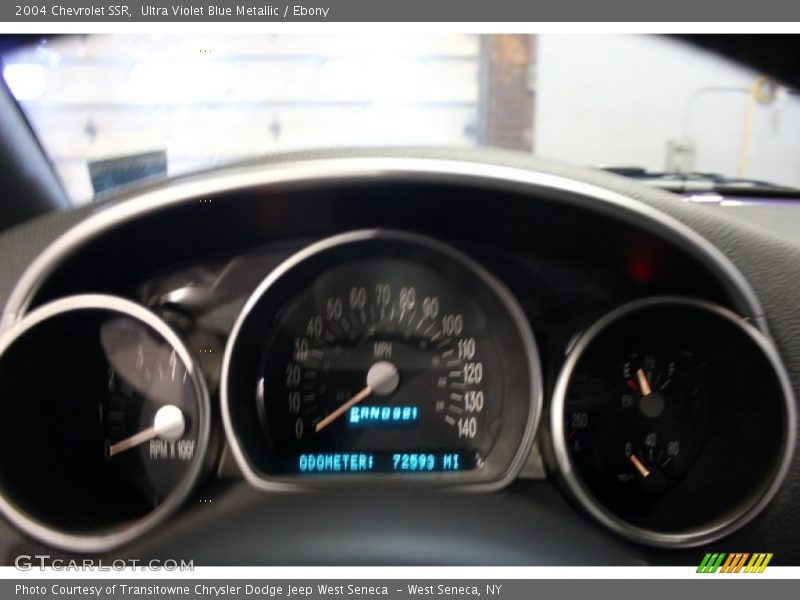 Ultra Violet Blue Metallic / Ebony 2004 Chevrolet SSR