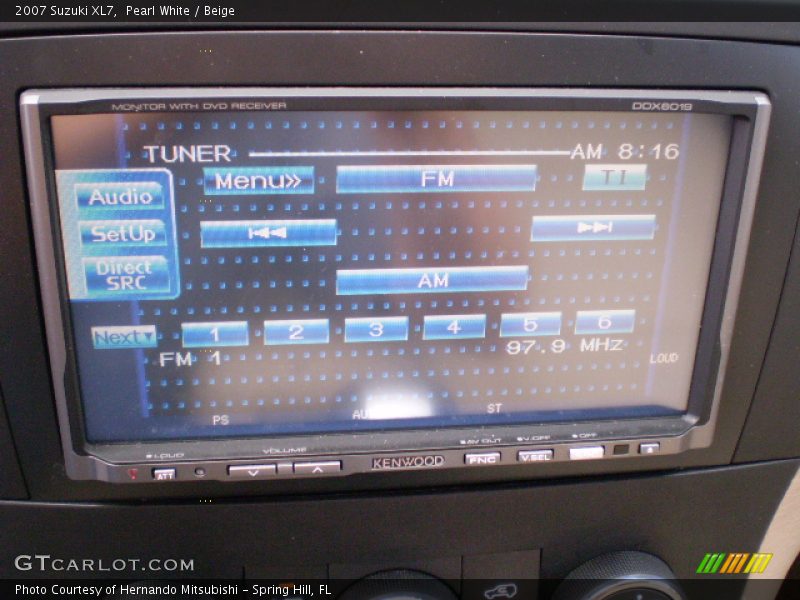 Pearl White / Beige 2007 Suzuki XL7