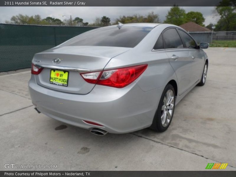 Radiant Silver / Gray 2011 Hyundai Sonata SE