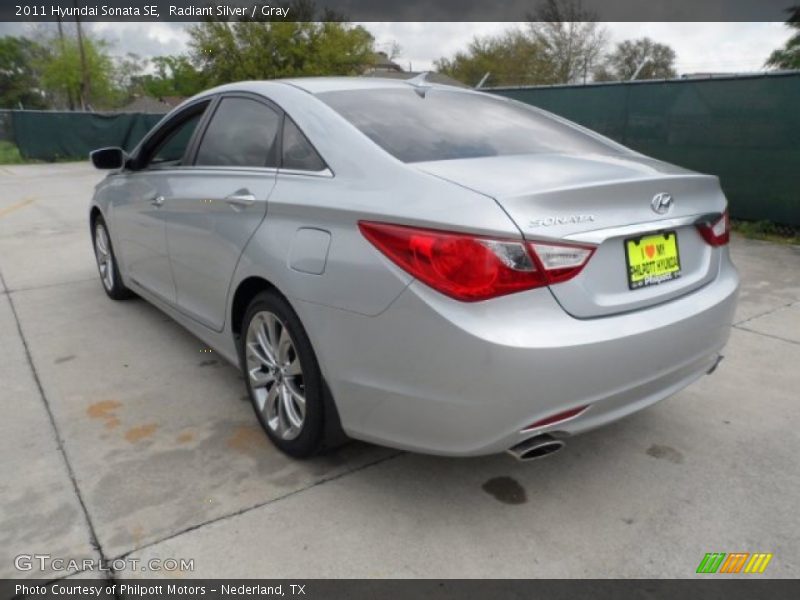 Radiant Silver / Gray 2011 Hyundai Sonata SE