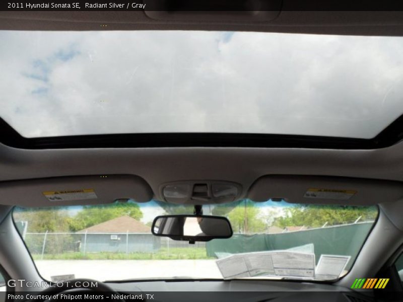 Radiant Silver / Gray 2011 Hyundai Sonata SE