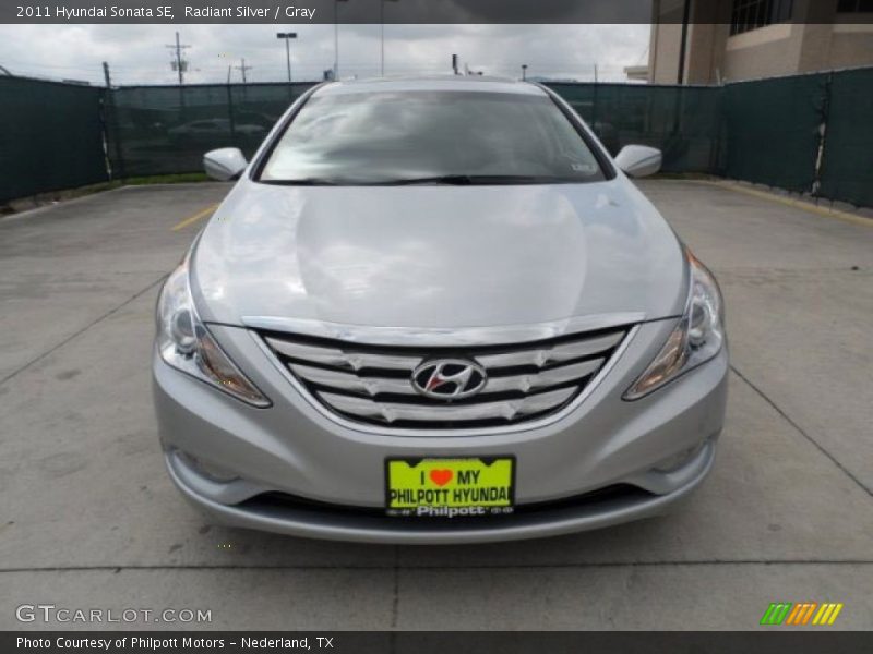 Radiant Silver / Gray 2011 Hyundai Sonata SE