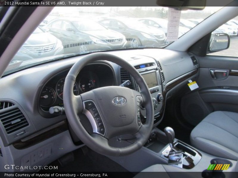 Dashboard of 2012 Santa Fe SE V6 AWD